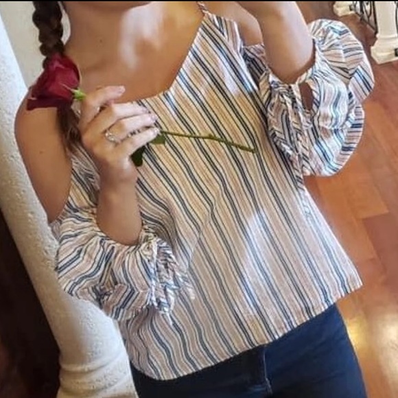 ❗️SOLD❗️ - Picture 3 of 3